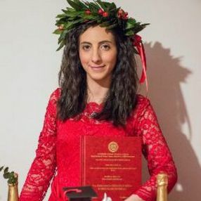 Alessia, Babysitter a Cava de' Tirreni