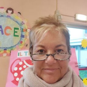 Sabrina, Babysitter a Solza