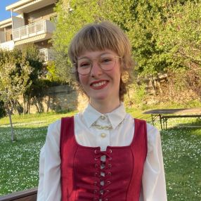 Angela, Babysitter a Trieste