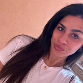 Sara, Babysitter a Afragola