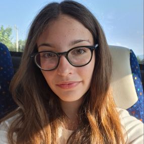 Jenni, Babysitter a Pozzoleone