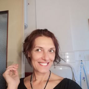 Nadia, Babysitter a Molinetto