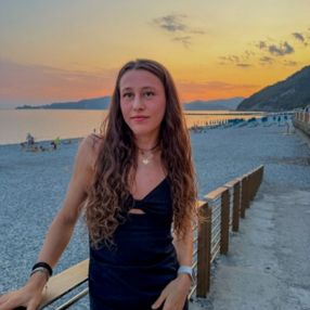 Alyssa, Babysitter a Ponte San Pietro