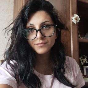 Nicole, Babysitter in Strambino