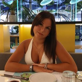 Tatiana, Babysitter a Priolo Gargallo