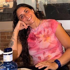 Chiara, Babysitter a San Martino Siccomario