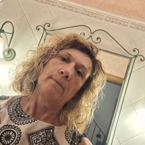 Laura, Babysitter in Cerreto Guidi