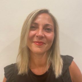 Federica, Babysitter a Piombino