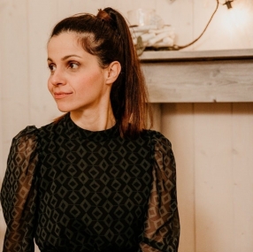 Paola, Famiglia a Vittoria