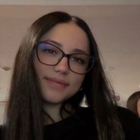 Sophia, Babysitter a Besana In Brianza