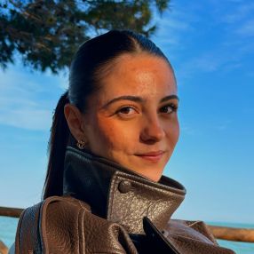 Isabel, Babysitter in Falconara Marittima
