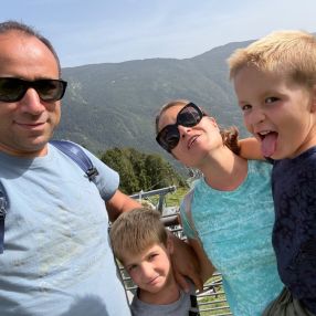 Silvia, Famiglia a Sedriano