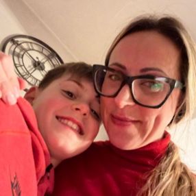 Sara, Babysitter a Poggio A Caiano