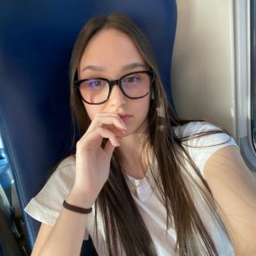 Giulia, Babysitter a Panicale