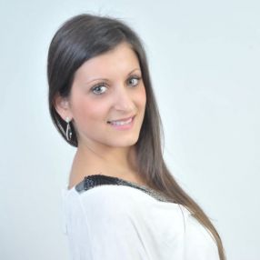 Stephanie, Babysitter in Leini'