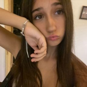 Chiara, Babysitter a Monte Cremasco