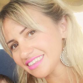 Stefania, Babysitter a Lunamatrona