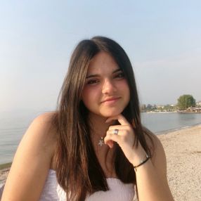 Caterina, Babysitter a Lugagnano