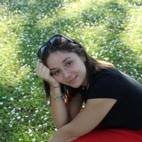 Stella, Babysitter a Treviolo
