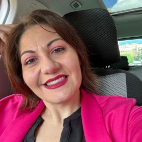 Pomelia87, Babysitter a Biancavilla