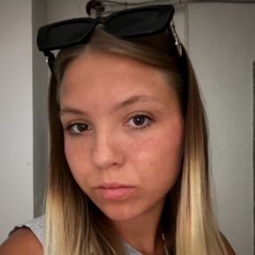 Liubov, Babysitter a Sambucheto