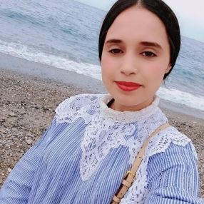 Ikram, Babysitter a Locri