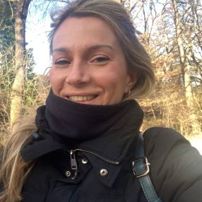 Stefania, Famiglia a Tremestieri Etneo