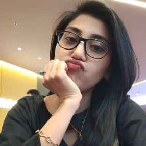 Zainab, Babysitter a Cisliano