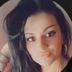 Lorena, Babysitter a Mascalucia
