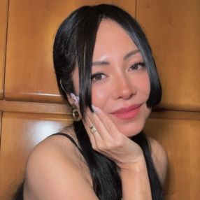 Karina Elizabeth, Babysitter a Sirolo