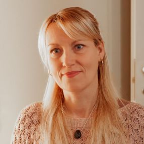 Sarka, Babysitter a Cordenons