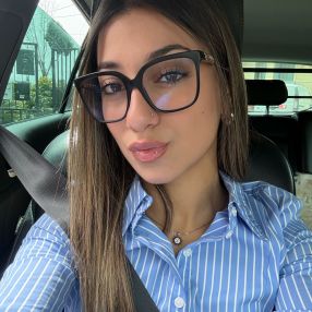 Beatrice, Babysitter in Riposto