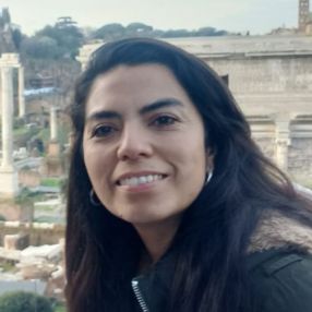 Natalia, Babysitter a Castellammare di Stabia