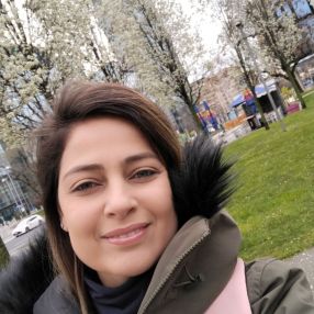 Adriana, Babysitter a Alessandria
