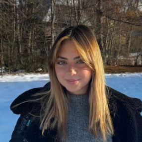 Daniela, Babysitter a Terrasini
