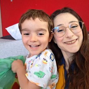 Sara, Famiglia a Broni