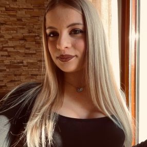 Giulia, Babysitter in San Miniato