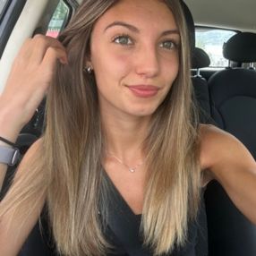 Giulia, Babysitter a Cazzano Sant' Andrea
