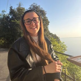 Chiara, Babysitter a Recco