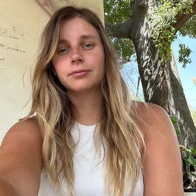 Chiara, Babysitter a Casorate Sempione