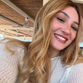 Martina, Babysitter a Scorrano