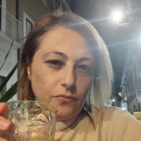 Antonia, Babysitter a Trinitapoli