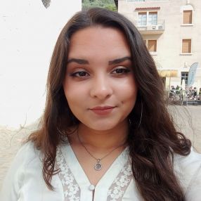 Emille, Babysitter a Arco