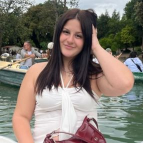 Sara, Babysitter a Gragnano