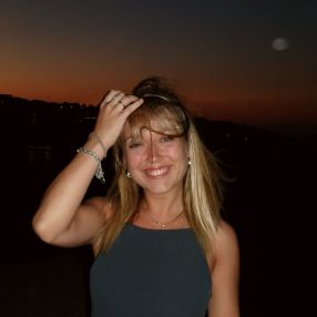 Maddalena, Babysitter in Lugagnano