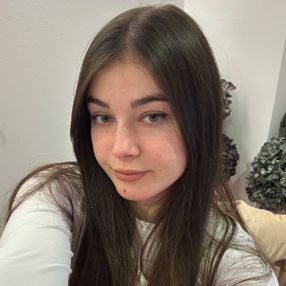 Laora, Babysitter a Vaiano