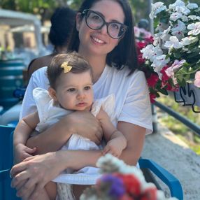 Federica, Famiglia a Saronno