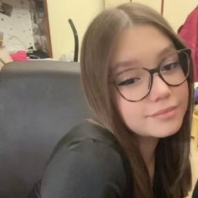 Lucia, Babysitter a Foiano della Chiana