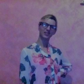 Floriana, Babysitter a Avola