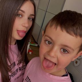 Nicole, Babysitter a Strigno